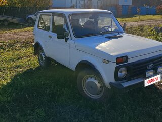 1997 Lada (ВАЗ) 2121 (4x4) I Рестайлинг, белый, 250000 рублей, вид 3