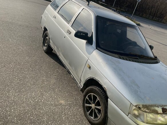 2004 Lada (ВАЗ) 2111, серебристый, 65000 рублей