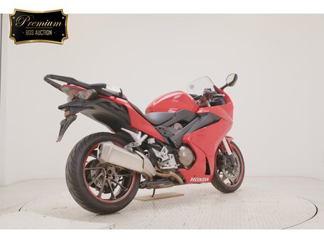 2019 Honda VFR 800, красный, 977000 рублей, вид 5