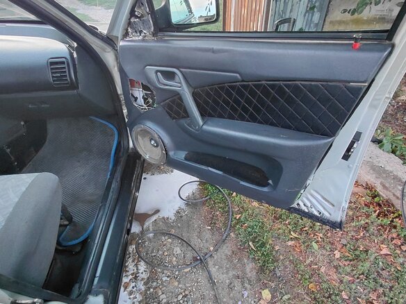2005 Lada (ВАЗ) 2110, белый, 130000 рублей - вид 10