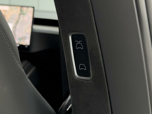 2022 Tesla Model X Long Range I Рестайлинг, белый, 7869000 рублей - вид 18