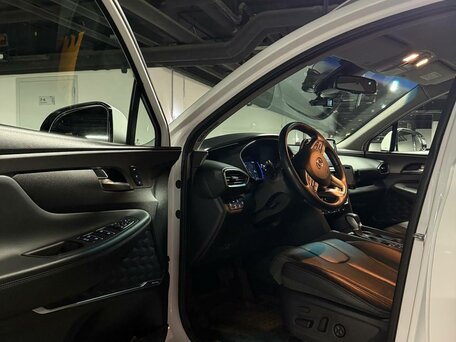 2018 Hyundai Santa Fe IV, белый, 3500000 рублей, вид 5