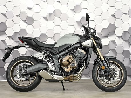 2024 Honda CB 650R, серый, 1177000 рублей, вид 3