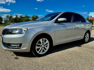 2018 Skoda Rapid I Рестайлинг, серебристый, 1430000 рублей, вид 2