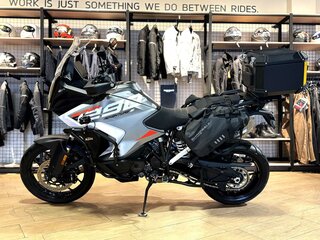 2023 KTM 1290 Super Adventure S, серый, 1520000 рублей, вид 2
