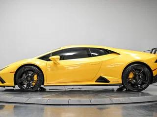 2022 Lamborghini Huracán I Рестайлинг, жёлтый, 42636292 рублей, вид 2