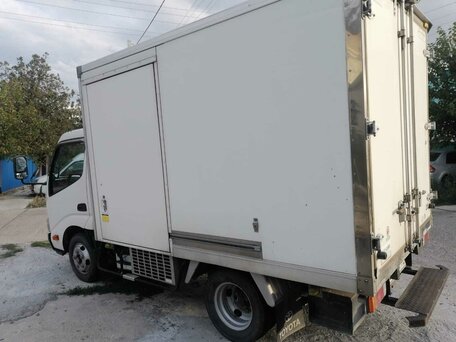 2015 Toyota Dyna, белый, 3300000 рублей, вид 1