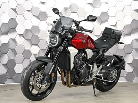 2020 Honda CB 1000R, красный, 1199000 рублей, вид 2