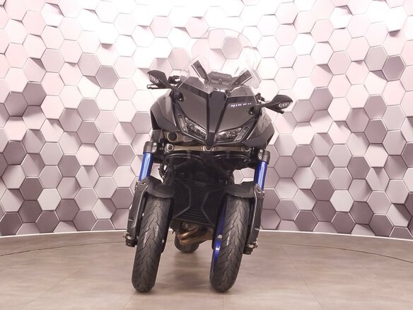 2018 Yamaha Niken, серый, 877000 рублей - вид 4