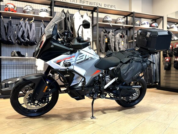 2023 KTM 1290 Super Adventure S, серый, 1520000 рублей - вид 3