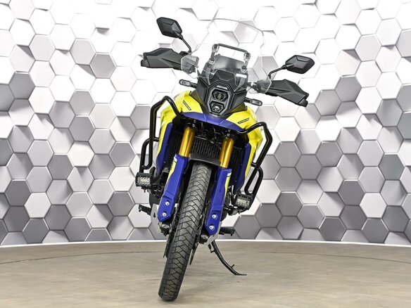 2023 Suzuki V-Strom 800DE, жёлтый, 1027000 рублей - вид 4