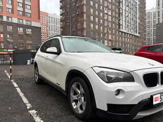 2013 BMW X1 20i I (E84) Рестайлинг, белый, 1250000 рублей, вид 3