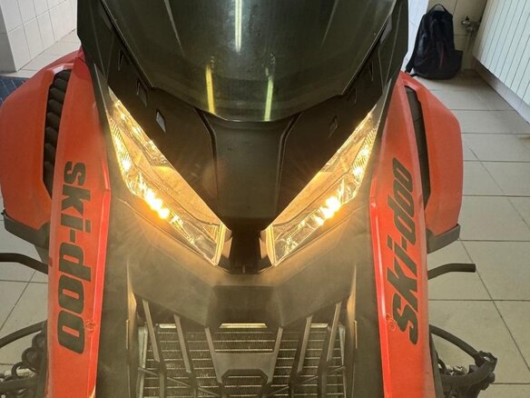 2019 BRP Ski-Doo Expedition Xtreme 850, красный, 1950000 рублей - вид 8