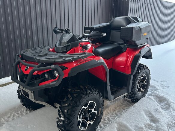 2013 BRP Can-Am Outlander 500, красный, 750000 рублей - вид 3