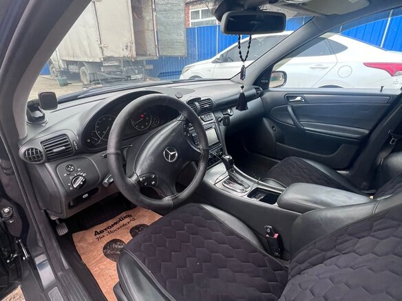 2003 Mercedes-Benz C-Класс 230 II (W203), синий, 520000 рублей - вид 8