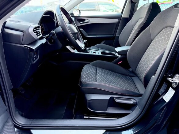 2022 SEAT Leon IV, чёрный, 1725000 рублей - вид 24