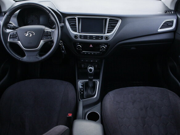2019 Hyundai Solaris II, белый, 1480000 рублей - вид 6