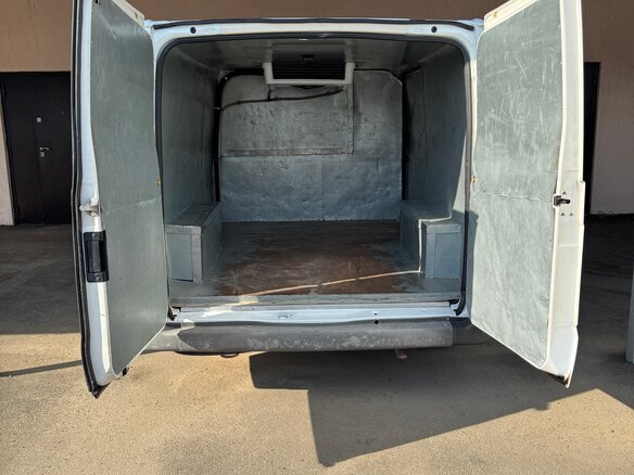 2005 Ford Transit, белый, 900000 рублей - вид 8