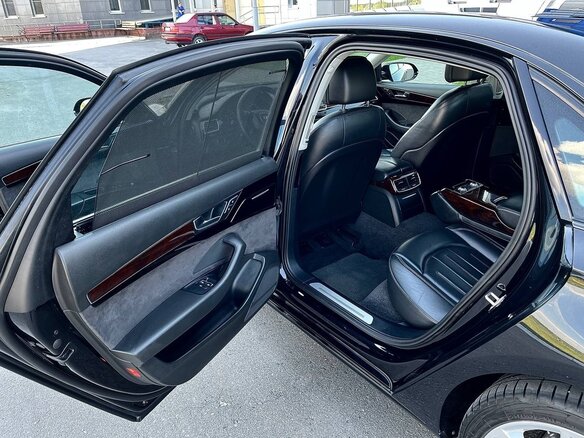 2011 Audi A8 Long III (D4), чёрный, 1800000 рублей - вид 28
