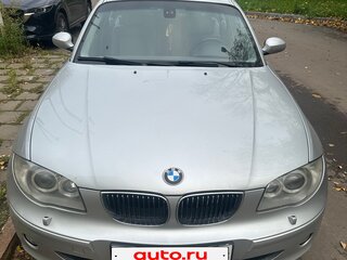 2007 BMW 1 серии 120i I (E81/E82/E87/E88), серебристый, 800000 рублей, вид 2