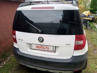 2012 Skoda Yeti I, белый, 780000 рублей, вид 3