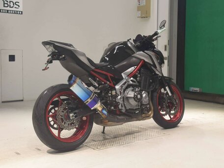 2019 Kawasaki Z 900, чёрный, 779000 рублей, вид 5
