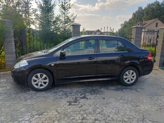 2011 Nissan Tiida I Рестайлинг, коричневый, 735000 рублей, вид 2