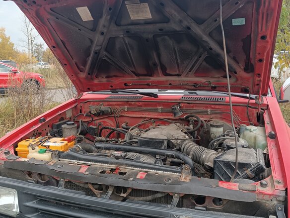 1988 Nissan Terrano I, красный, 450000 рублей - вид 11