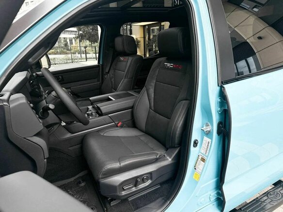 2026 Toyota Tundra Double Cab III, чёрный, 10900000 рублей - вид 12