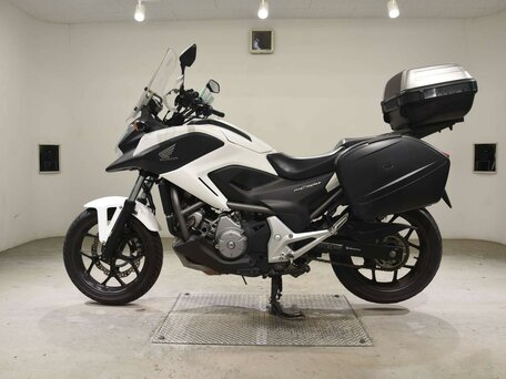 2013 Honda NC 700X, белый, 595000 рублей, вид 1