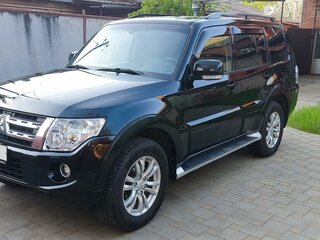2012 Mitsubishi Pajero IV Рестайлинг 1, чёрный, 1920000 рублей, вид 3