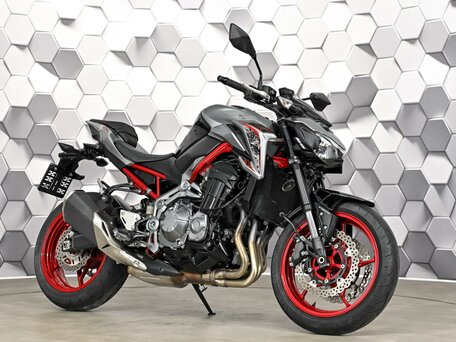 2019 Kawasaki Z 900, серый, 829000 рублей, вид 1