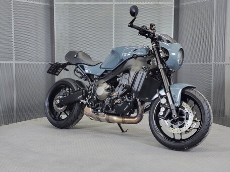 2024 Yamaha XSR900, серый, 1195000 рублей, вид 2
