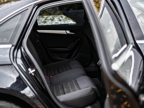 2012 Audi A4 IV (B8) Рестайлинг, чёрный, 1250000 рублей - вид 11