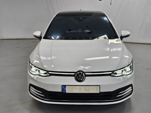 2022 Volkswagen Golf VIII, белый, 2655000 рублей - вид 1