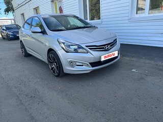 2016 Hyundai Solaris I Рестайлинг, серый, 700000 рублей, вид 1