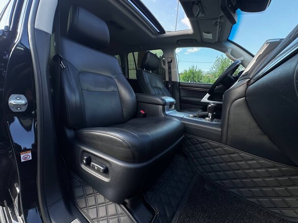 2016 Toyota Land Cruiser 200 Series Рестайлинг 2, чёрный, 5400000 рублей - вид 14