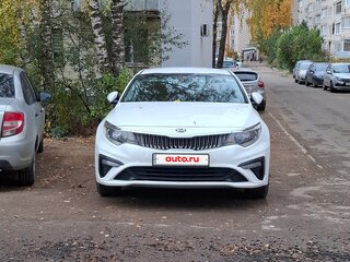 2019 Kia Optima IV Рестайлинг, белый, 1280000 рублей, вид 2