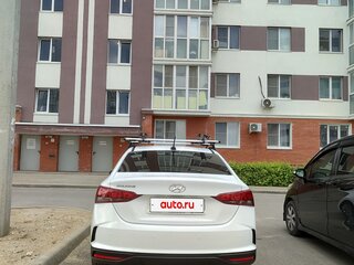 2022 Hyundai Solaris II Рестайлинг, белый, 1899000 рублей, вид 3