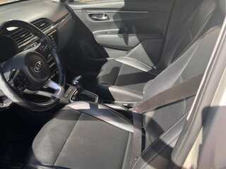 2019 Kia Rio X-Line IV, бежевый, 1700000 рублей, вид 4