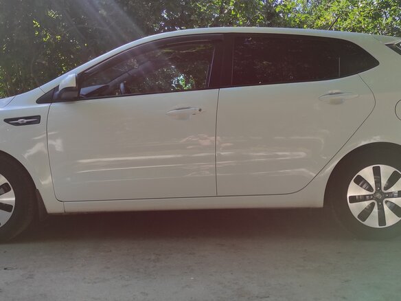 2017 Kia Rio III Рестайлинг, белый, 1320000 рублей - вид 6