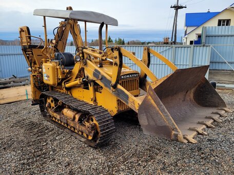 1996 Komatsu PC20, золотистый, 2250000 рублей, вид 2