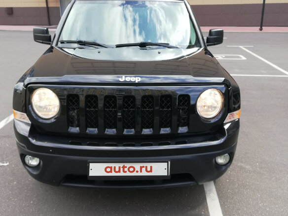 2011 Jeep Liberty (Patriot), чёрный - вид 2