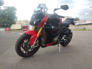 2018 BMW S 1000 R, красный, 999000 рублей, вид 5
