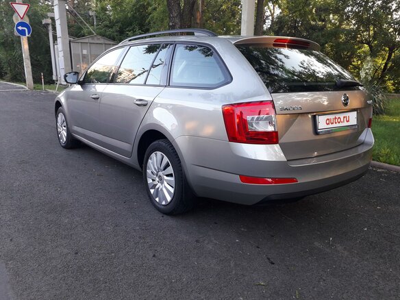 2014 Skoda Octavia III (A7), бежевый, 1690000 рублей - вид 4
