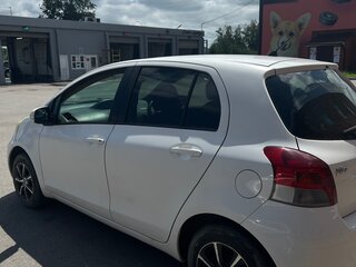 2008 Toyota Vitz II (XP90), белый, 480000 рублей, вид 5
