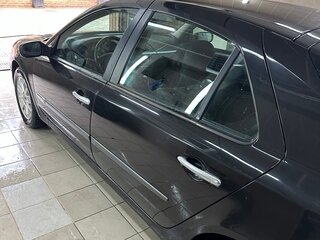 2006 Renault Laguna II Рестайлинг, чёрный, 490000 рублей, вид 5