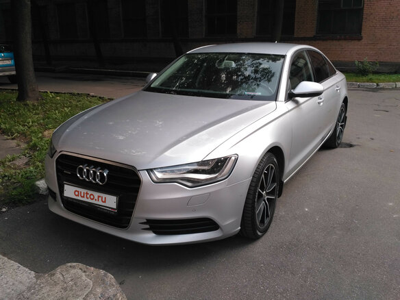 2011 Audi A6 IV (C7), серебристый