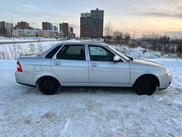 2011 Lada (ВАЗ) Priora I, серебристый, 299000 рублей - вид 3