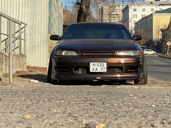 1995 Toyota Mark II VII (X90), коричневый, 2555552 рублей - вид 3
